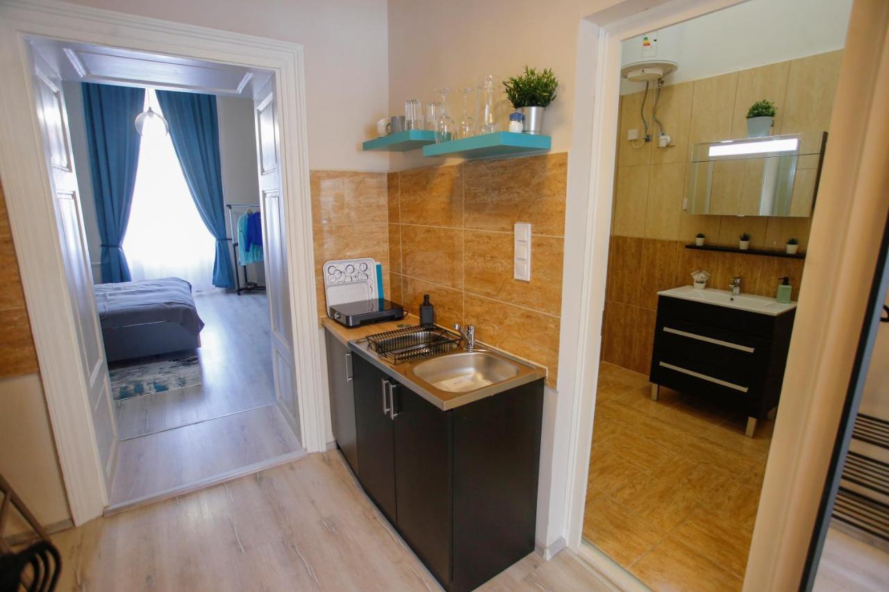 Uránia Apartmanház Eger Kültér fotó