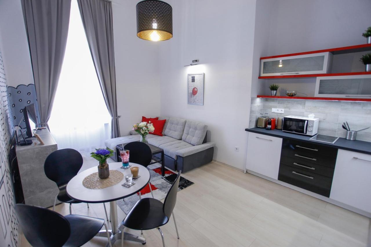 Uránia Apartmanház Eger Kültér fotó