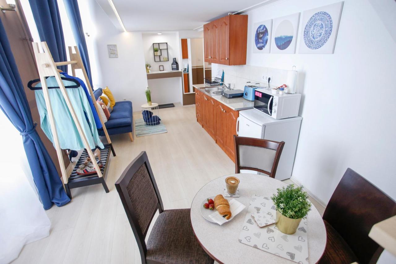 Uránia Apartmanház Eger Kültér fotó
