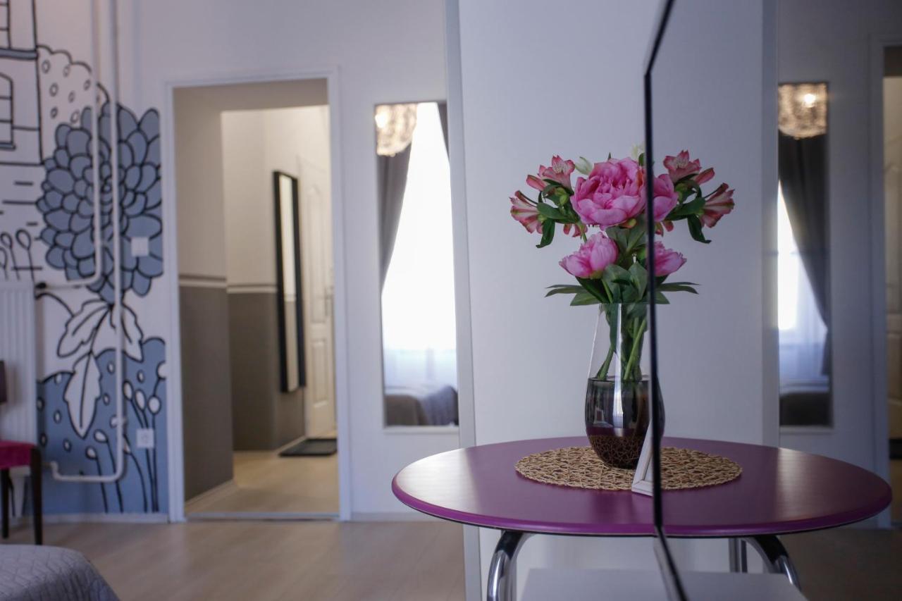 Uránia Apartmanház Eger Kültér fotó