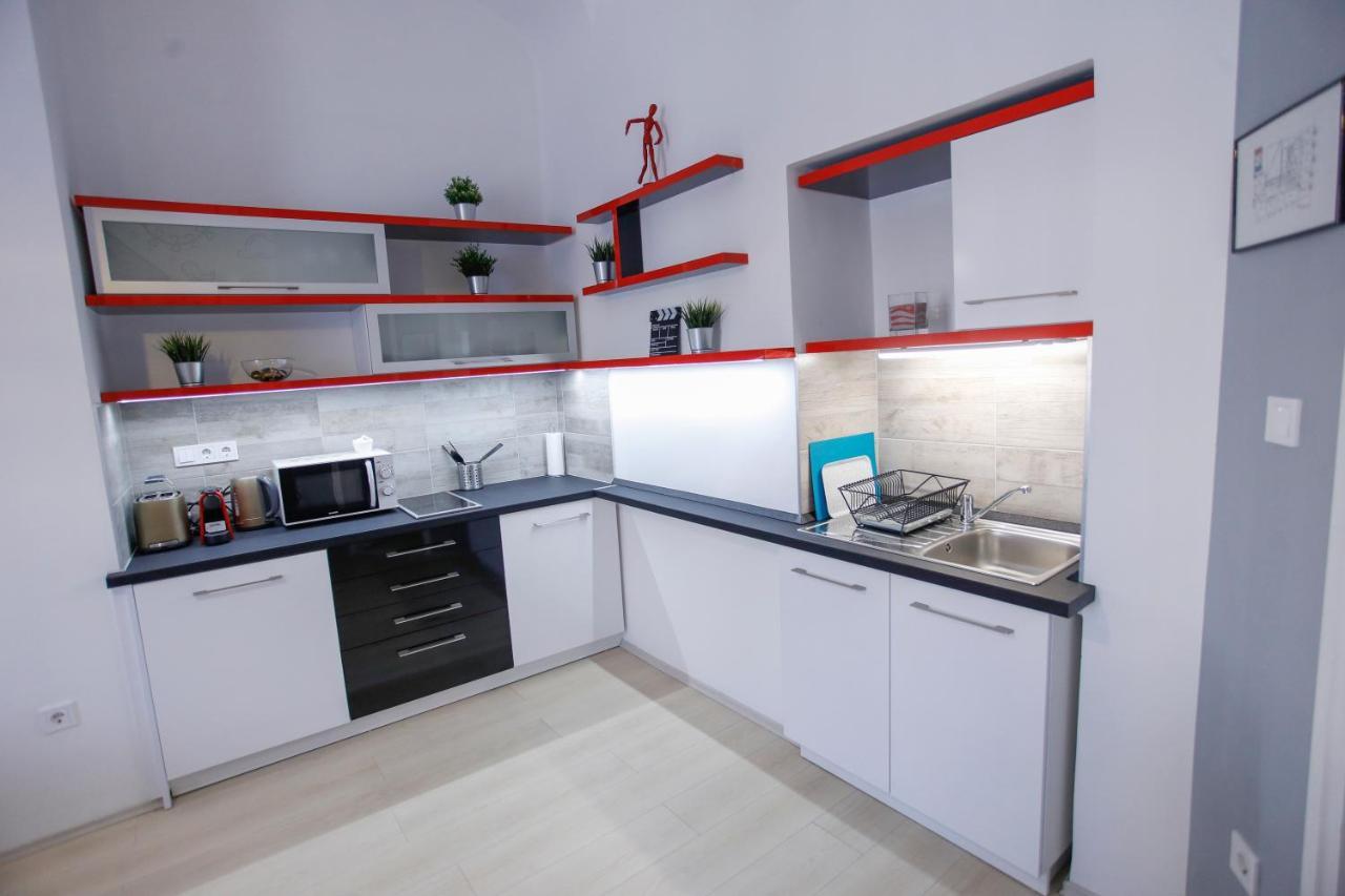 Uránia Apartmanház Eger Kültér fotó